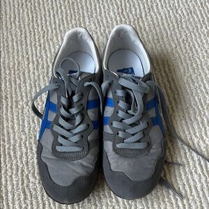 Onitsuka Tiger by Asics Gray with Blue Stripes Athletic Sneakers Men’s 5.5